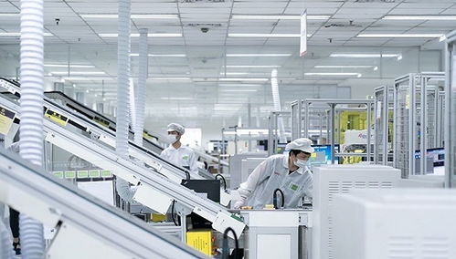 工人敲幾下電腦就能完成操作,聯想合肥產業基地兩條智慧生產線投產